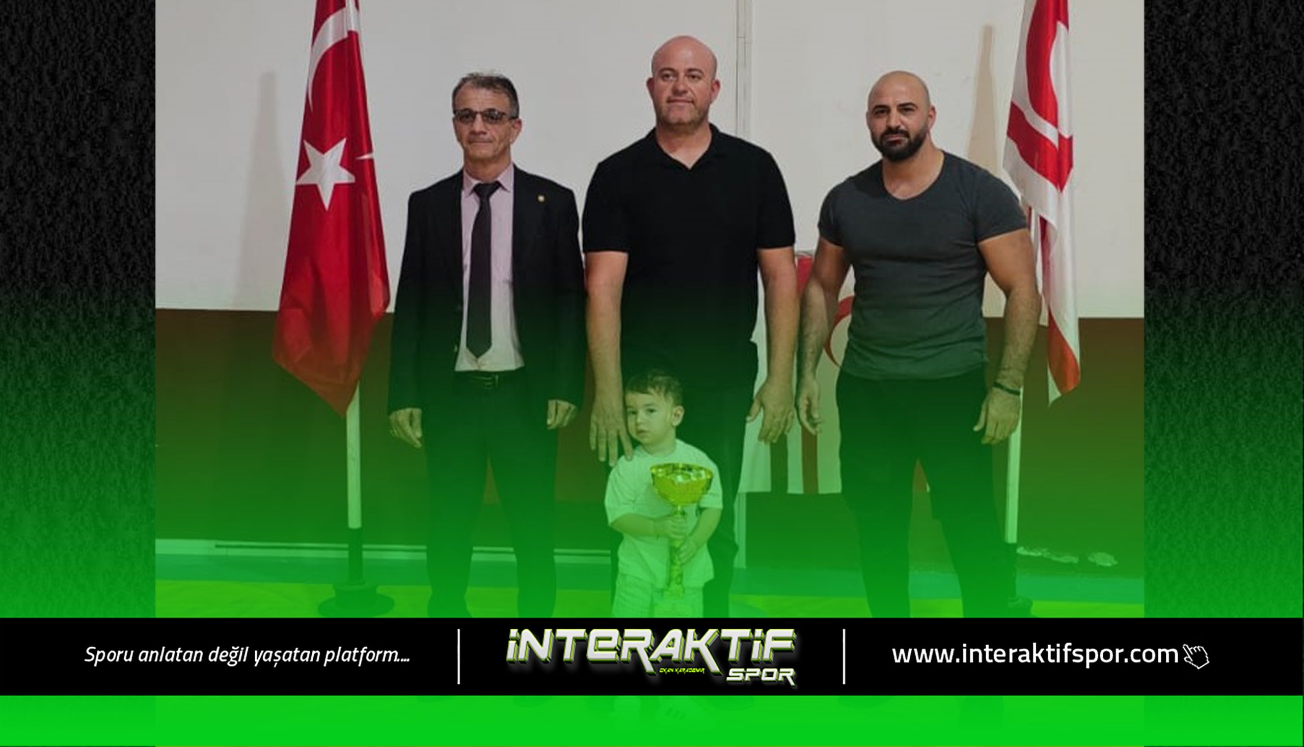 Ali Çerkez Büyükler Grekoromen Güreş Müsabakaları’nda birincilik kupasını Doğu Akdeniz