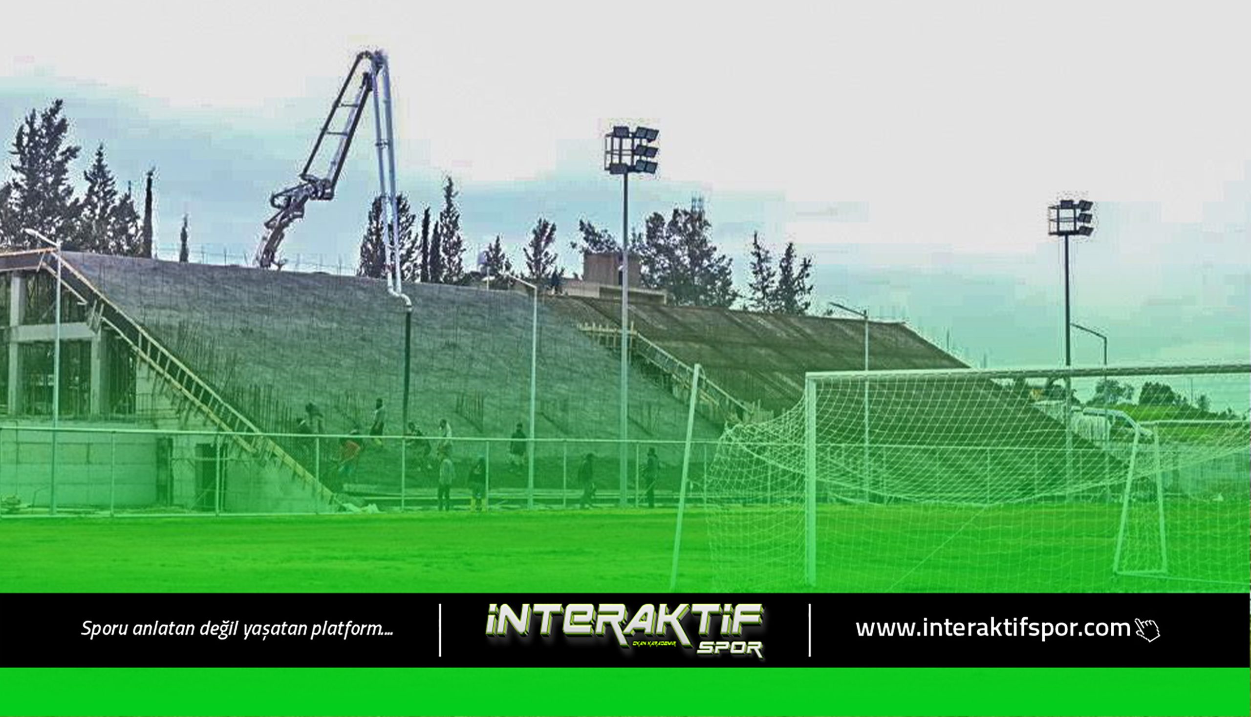 Alayköy Spor Tesisi’nde tribün çalışmaları hızla ilerliyor.