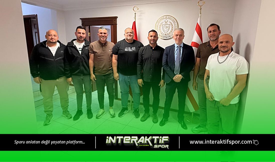 KKTC Atletizm Federasyonu Başkanı Ferhat Sakallı ve beraberindeki heyet, KKTC